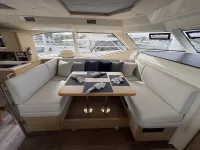 Aquila 44
