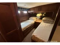 Hatteras Motoryacht