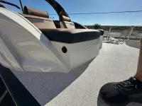South Bay 25 Sport SL9 DC w/ Arch