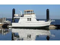 Mainship 390 Trawler