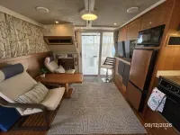 Mainship 390 Trawler