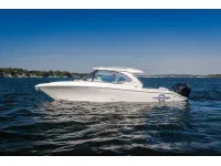 Fountain Center Console 39 dx