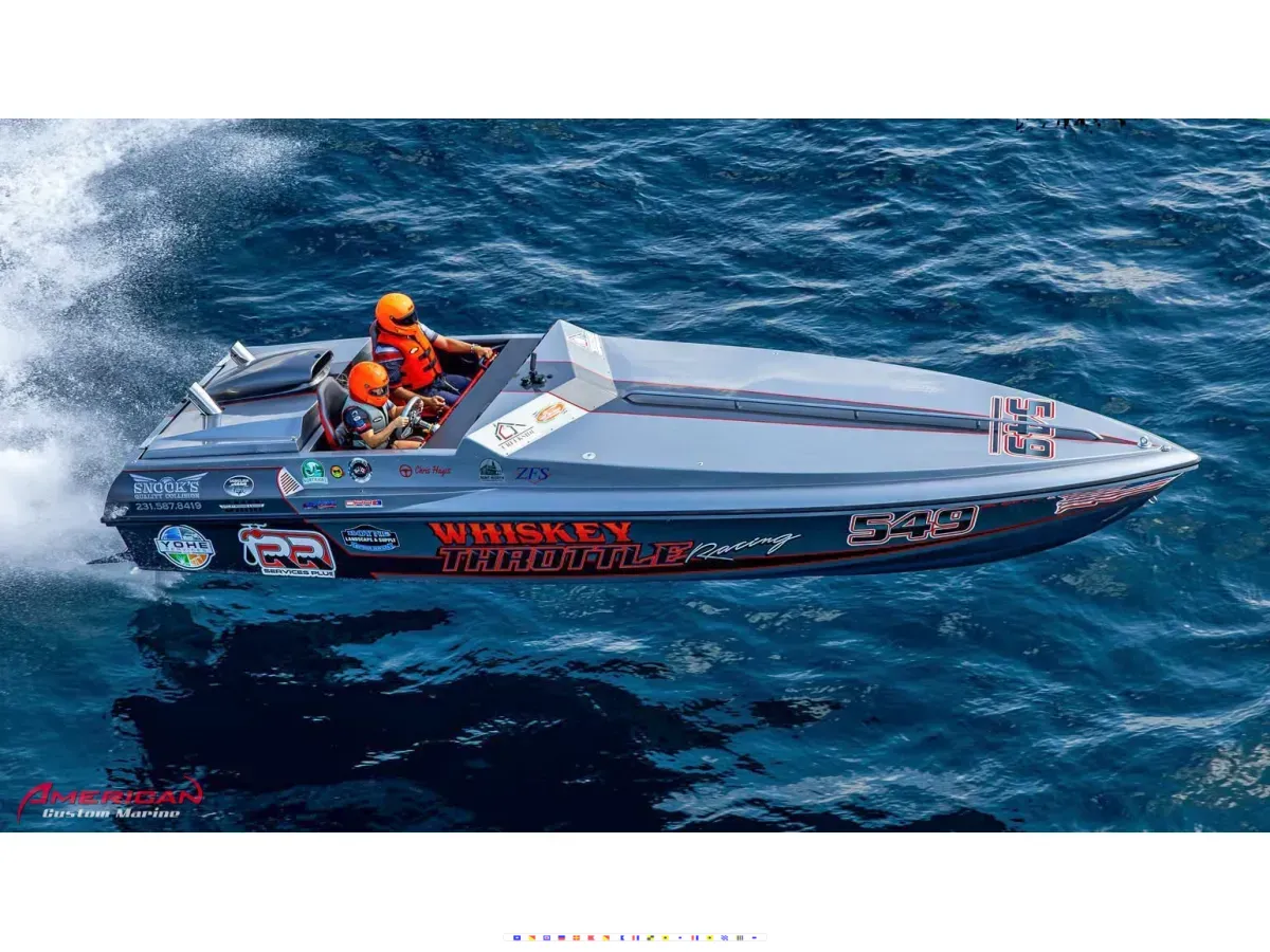 Custom Zero Tolerance 27 Race 