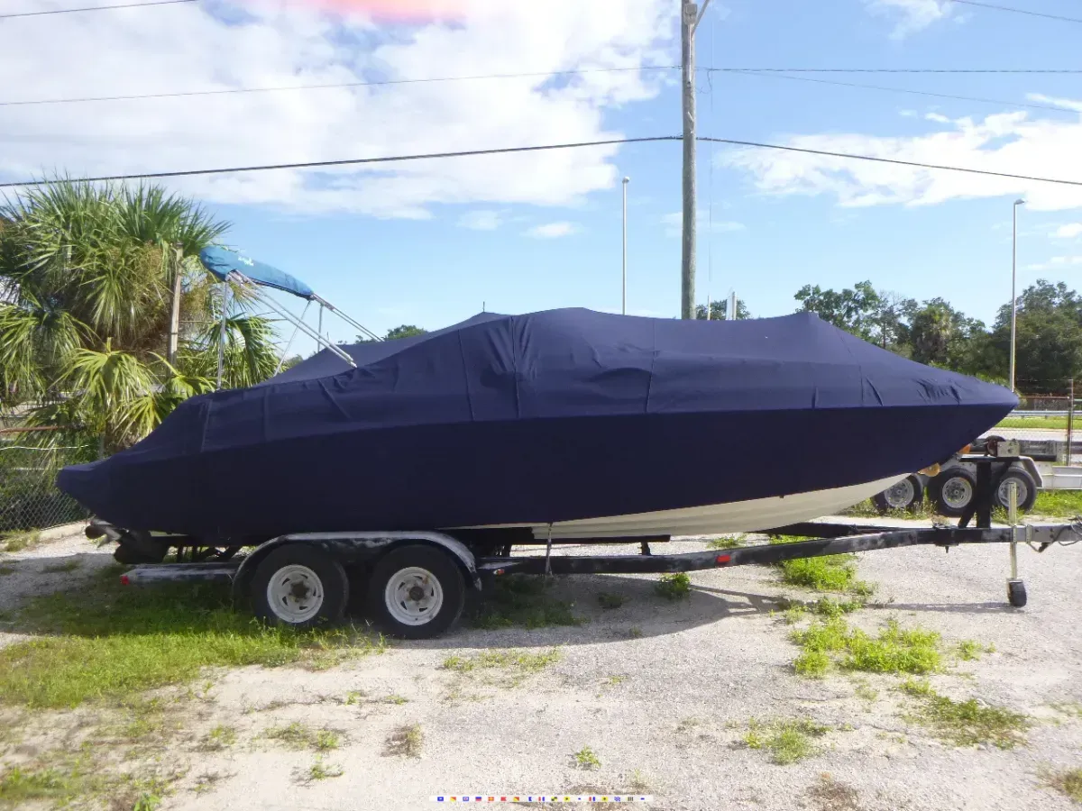 Sea Ray Sundancer Sundeck 