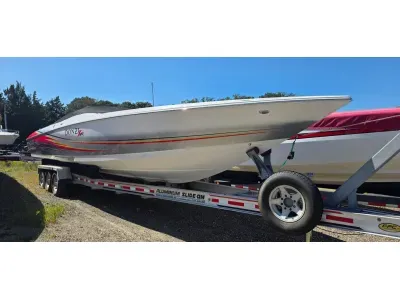 Donzi ZR 38 