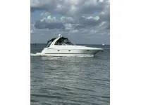 Cruisers 370