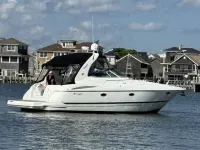 Cruisers 370