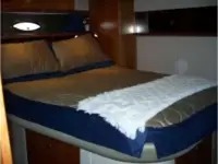 Cruisers 460 Express 