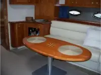 Cruisers 460 Express 