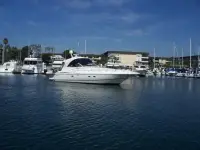 Cruisers 460 Express 