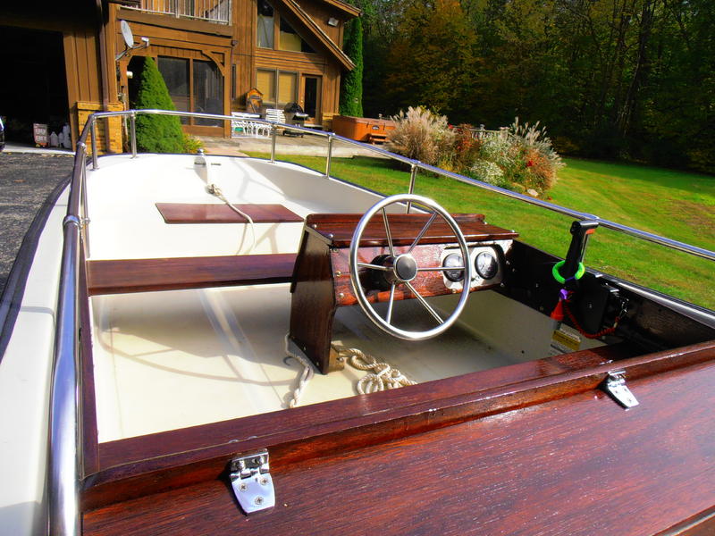 1984 Boston Whaler 13 ft powerboat for sale in Ohio
