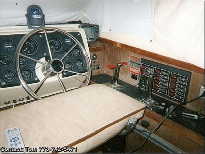 1976 Century Venturer Powerboat For Sale In Illinois 1976-century-venturer-powerboat-for-sale-in-illinois