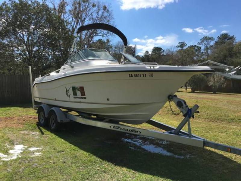 2005-seaswirl-striper-dc2101-powerboat-for-sale-in-georgia