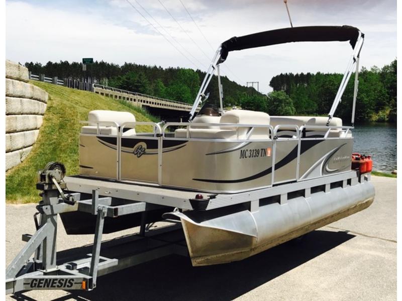 2012 Apex Gillgetter 615 Family Cruise Pontoon powerboat for sale in
