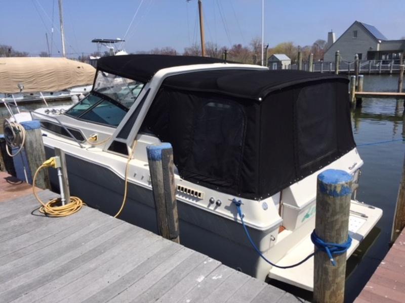 1986-sea-ray-sundancer-300-powerboat-for-sale-in-new-york