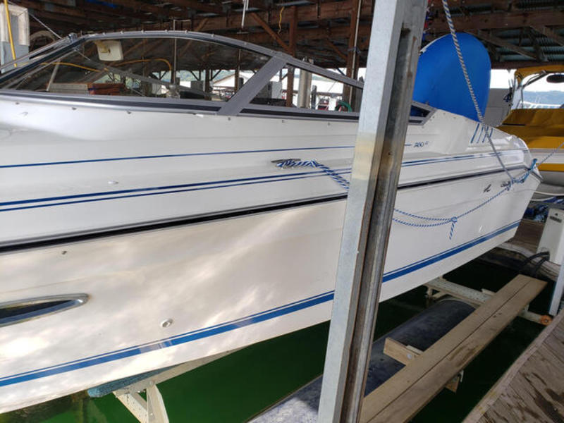 1990-sea-ray-260-cuddy-cabin-powerboat-for-sale-in-kentucky