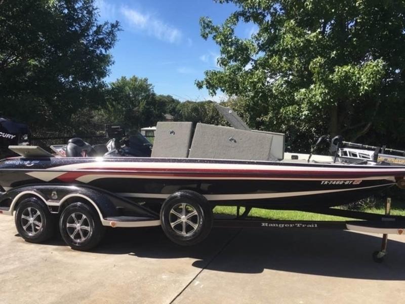 2010 Ranger Z521 powerboat for sale in Texas