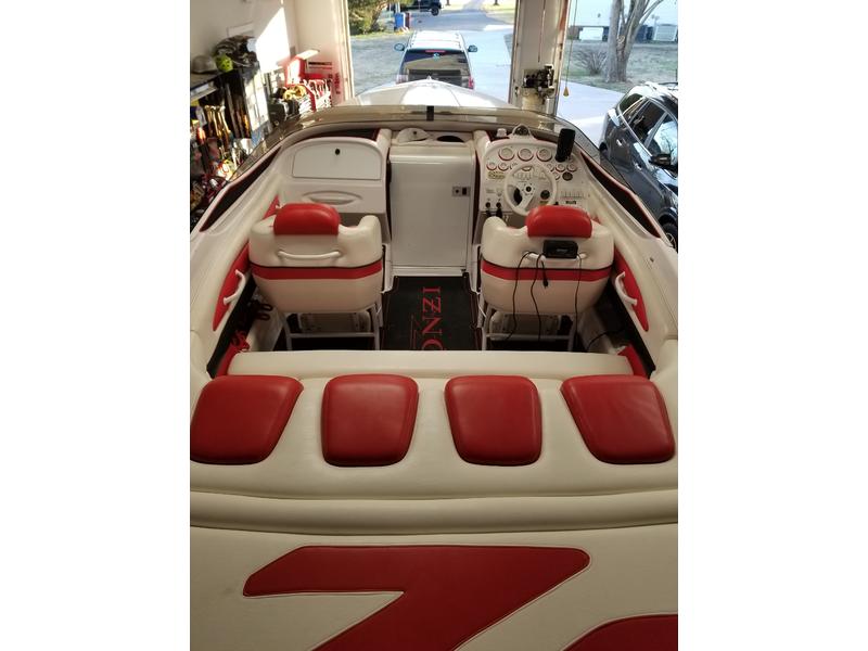 DONZI 28 Zx powerboats for sale by owner.