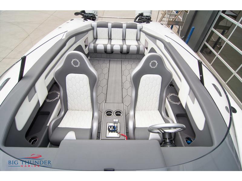2023 Fountain 34 Thunder Cat powerboat for sale in Missouri