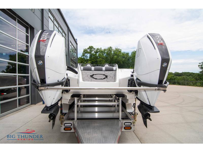 2023 Fountain 34 Thunder Cat powerboat for sale in Missouri